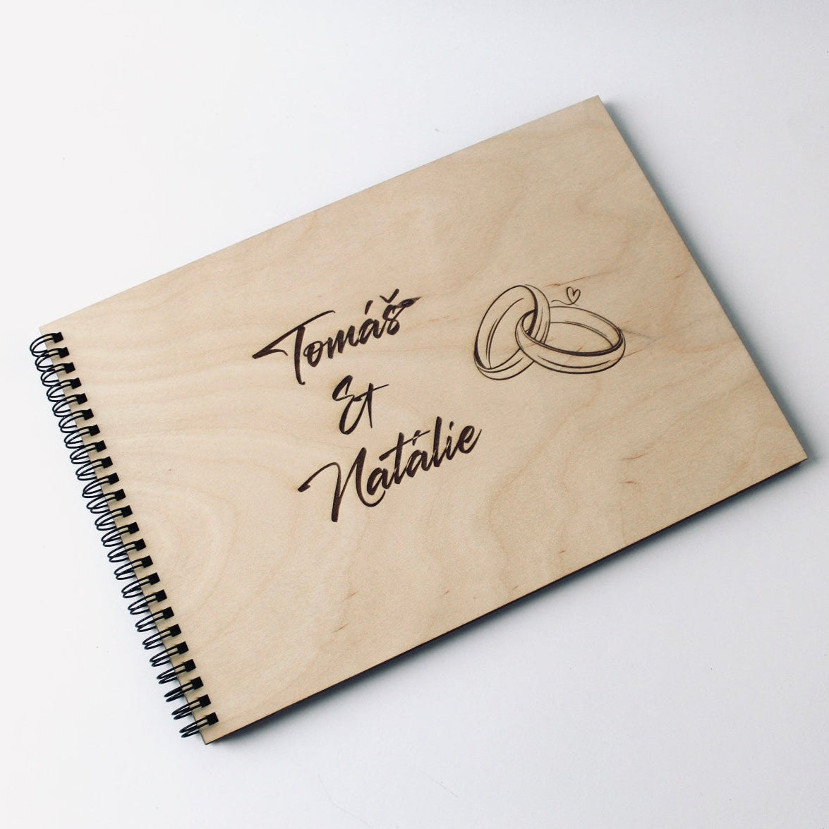 Svatební fotoalbum Jména s prstýnkem